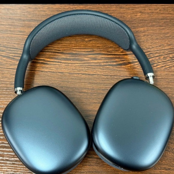 Apple Other - Apple On-Ear Headphones - Black